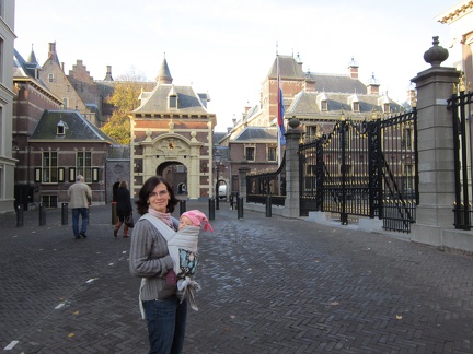 Erynn and Greta Entrance to the Dutch Parliament